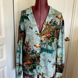 ZARA JUNGLE BOTTON UP SHIRT.